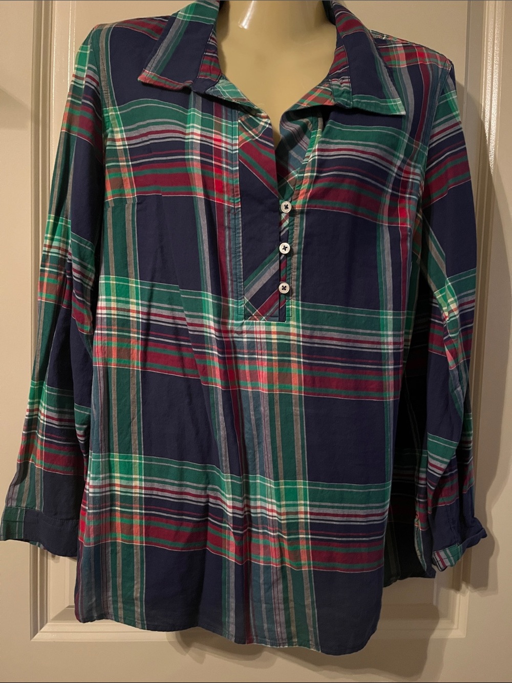 Talbots Ladies Plaid Cotton Popover Shirt in Navy, Green & Red, Size PL